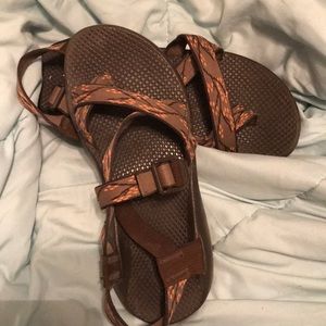 Women’s Chacos size9